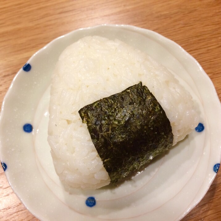 シーチキンマヨおにぎり